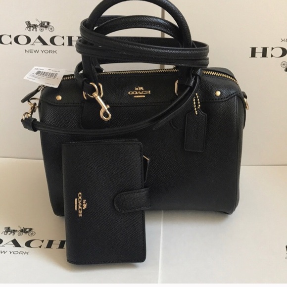 Coach Handbags - 🌷coach Bennett set/crossbody/satchel & wallet